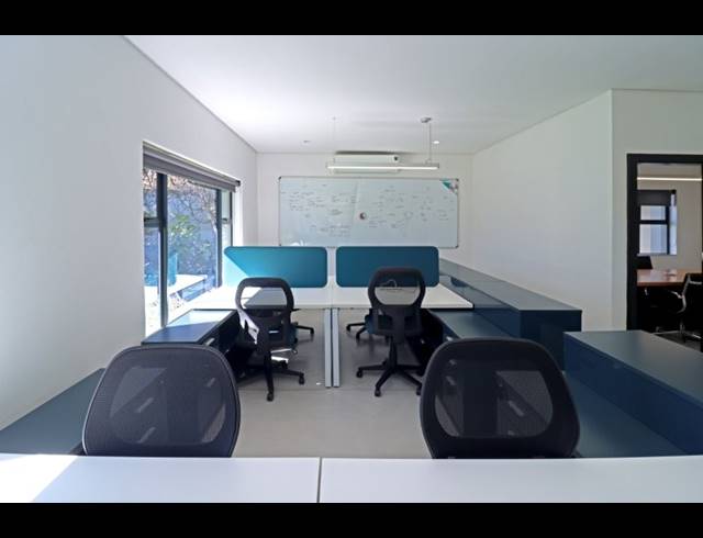 66.20M² BUSINESS TO LET IN PARKMORE